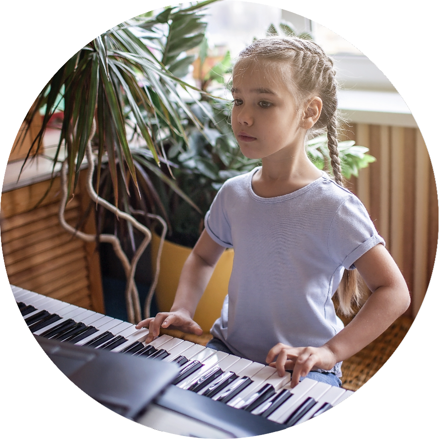 Free online piano lessons for kids and beginners.